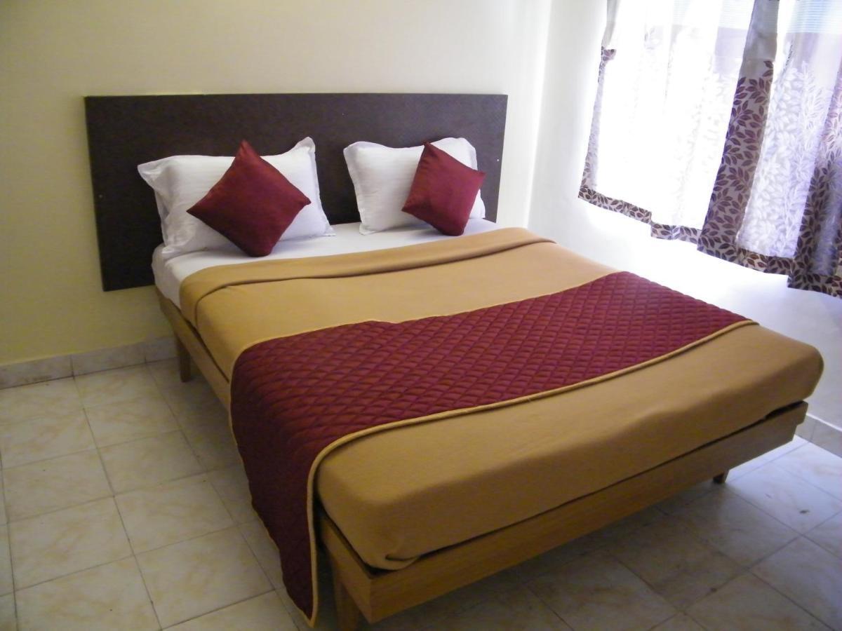 The White House Residency Hotel Chennai Luaran gambar
