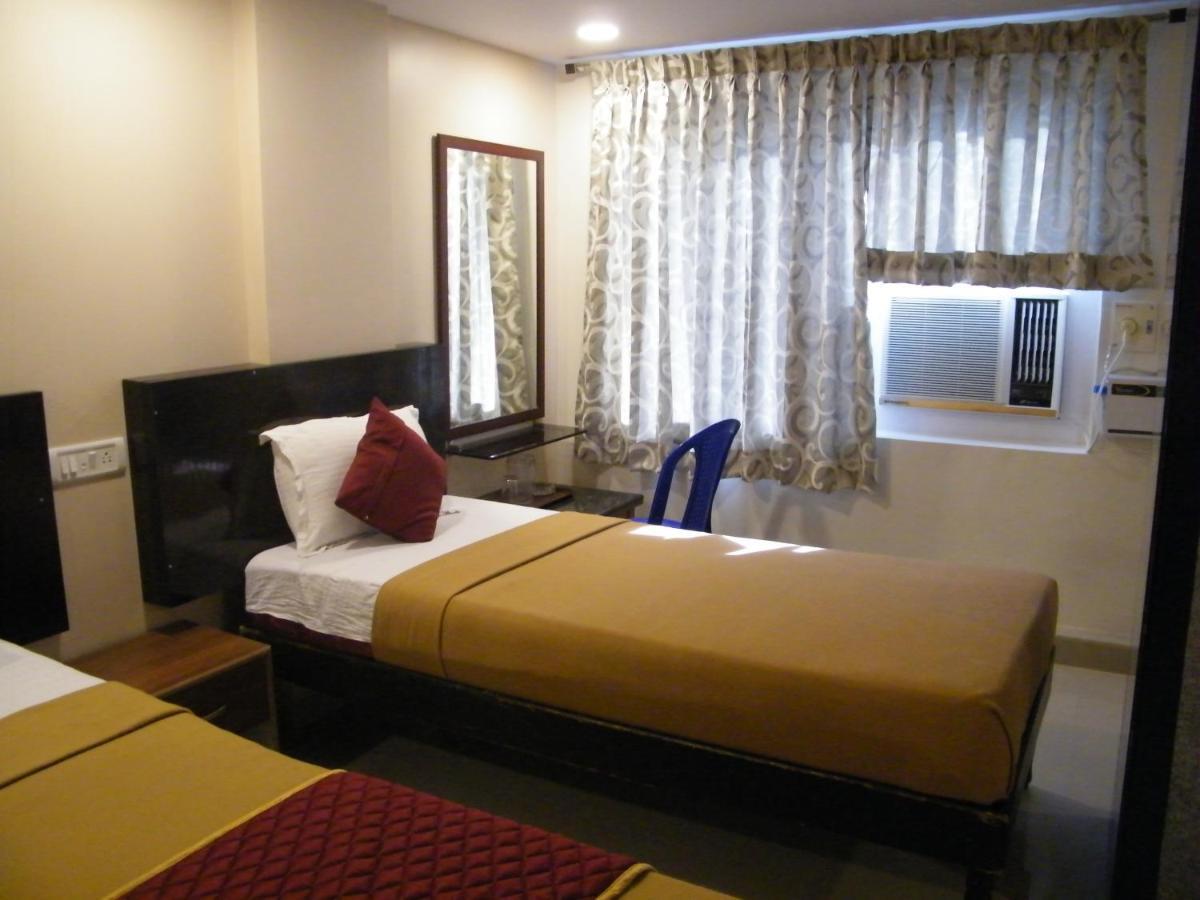 The White House Residency Hotel Chennai Luaran gambar