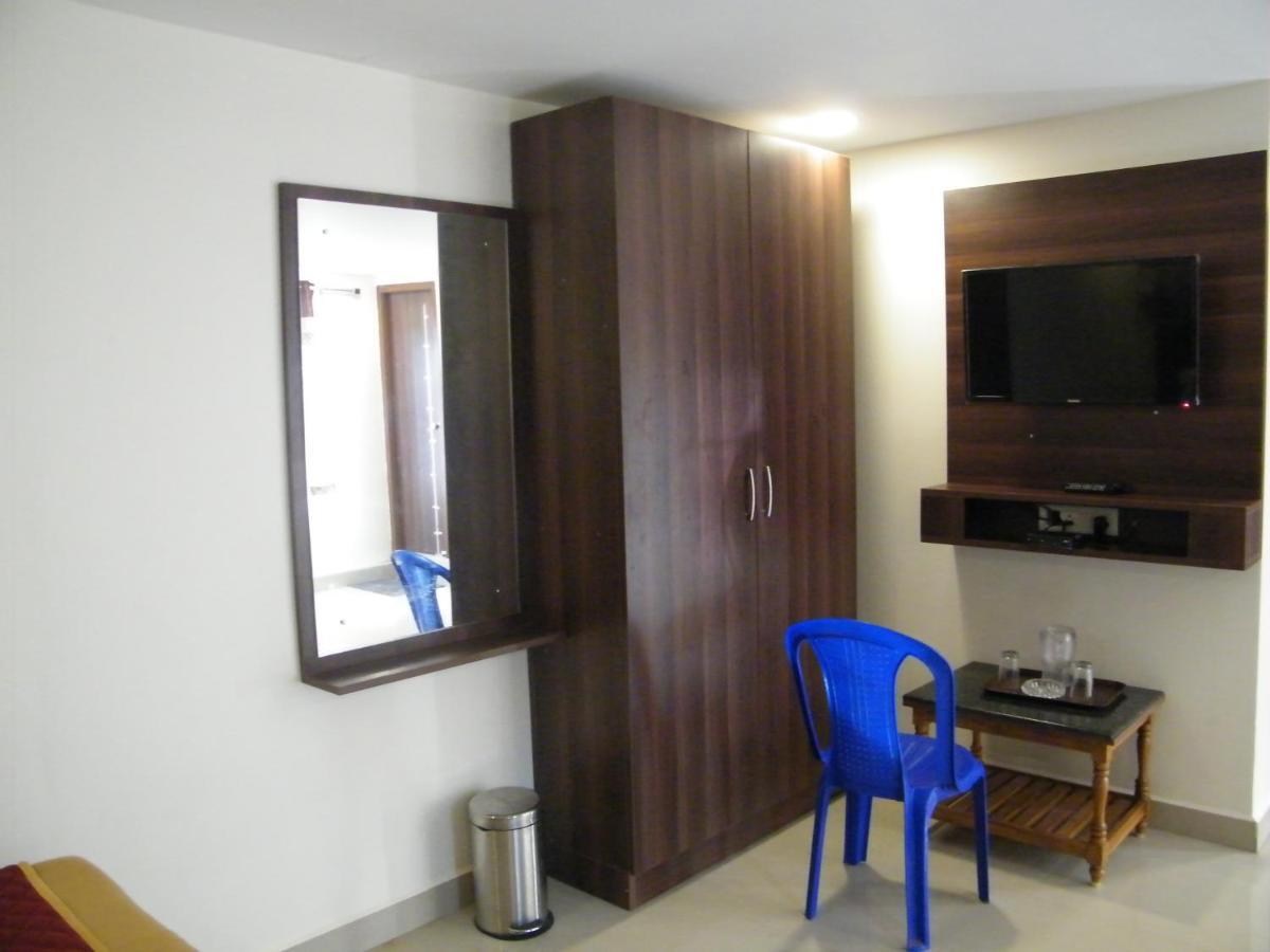 The White House Residency Hotel Chennai Luaran gambar